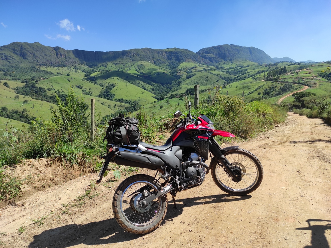 Viagem de moto: a Serra da Canastra é incrível!