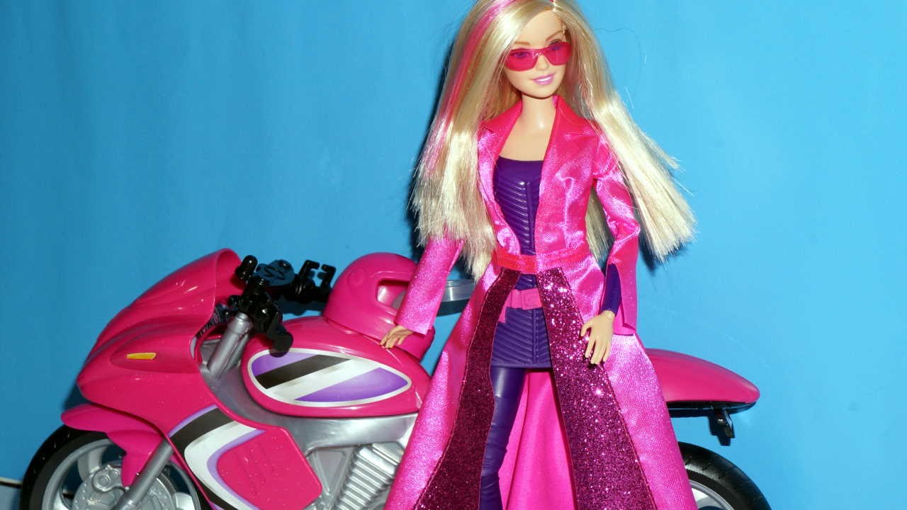 Barbie spy