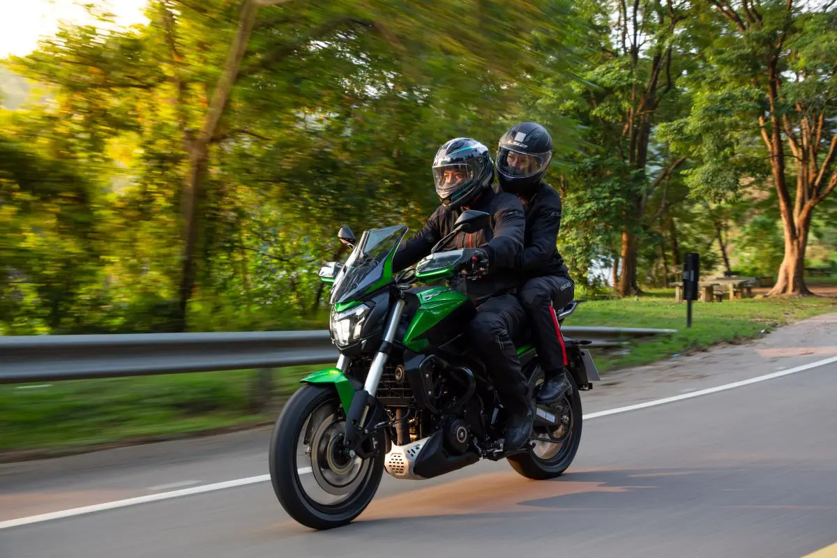 Bajaj-Dominar-400