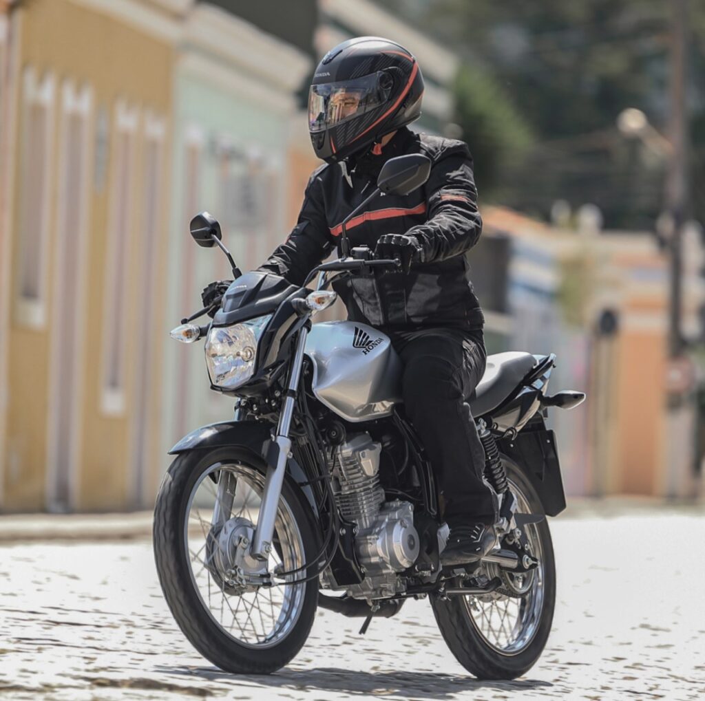 Honda CG 160 ganha novas cores na linha 2023 no Brasil