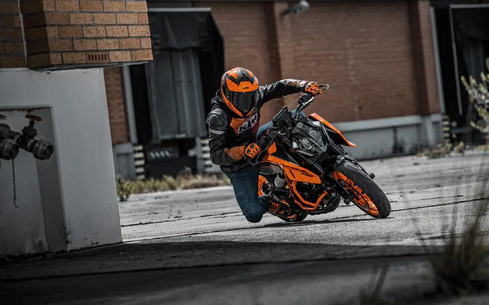 KTM-390-DUKE_NOVA-GERACAO-1