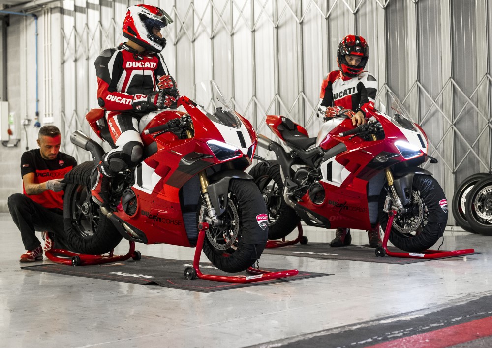 4 pontos sobre a Ducati Panigale V4 R, a moto mais cara do Brasil