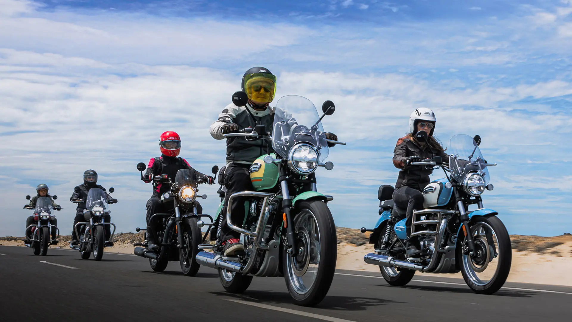 Royal-Enfield-Meteor-350-Aurora-1