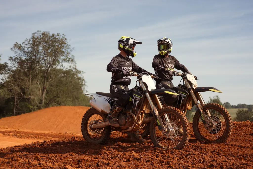 Triumph_TF_250-X-4