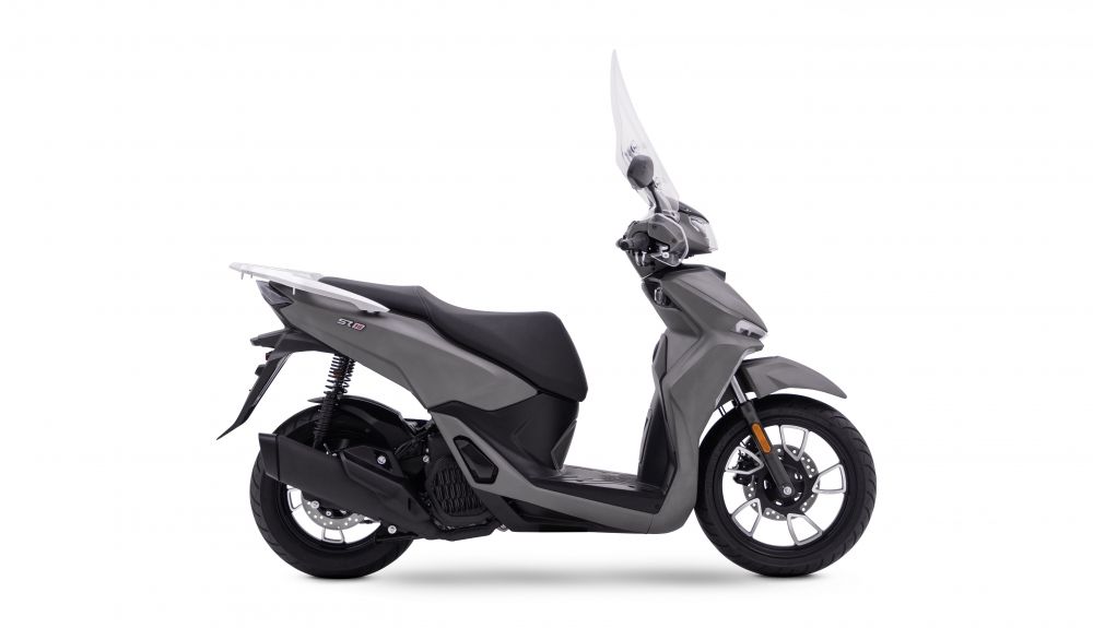 Voge SR16: um novo scooter de 125 com rodas altas