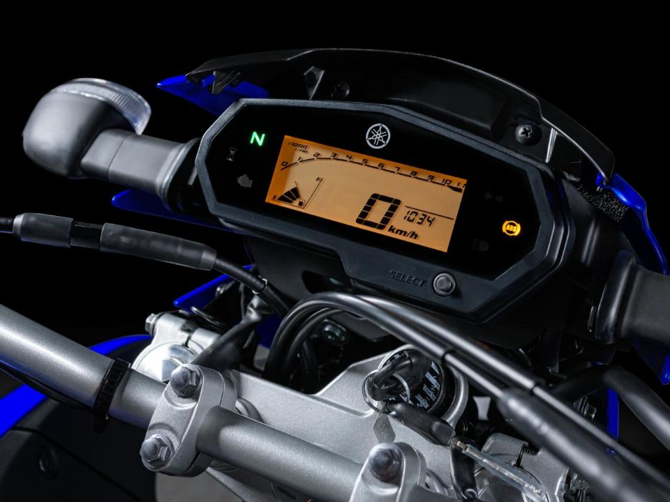 Yamaha Lander 250 estreia linha 2024 sem mudanças