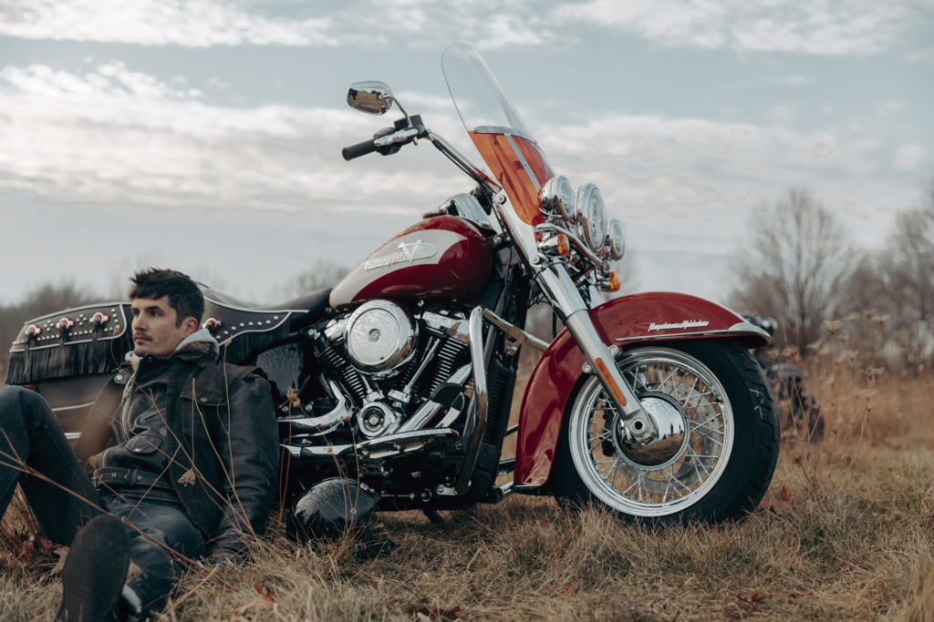 Harley-Davidson recria lenda dos anos 1950 para serie Icons 2024