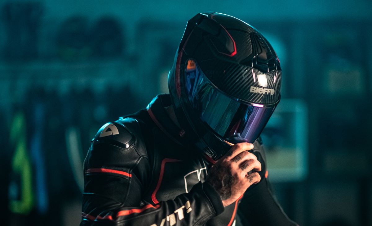 Nova linha premium da Bieffe tem até capacete de carbono