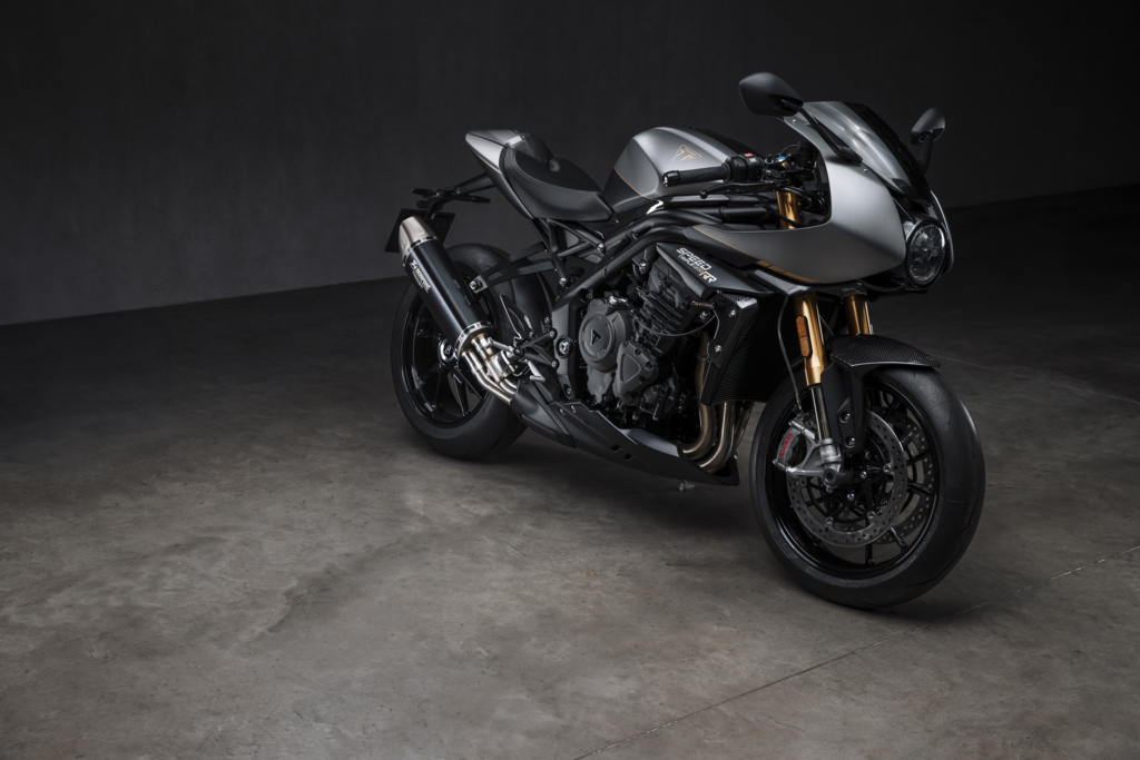 Triumph Speed Triple 1200 RR Breitling Limited Edition