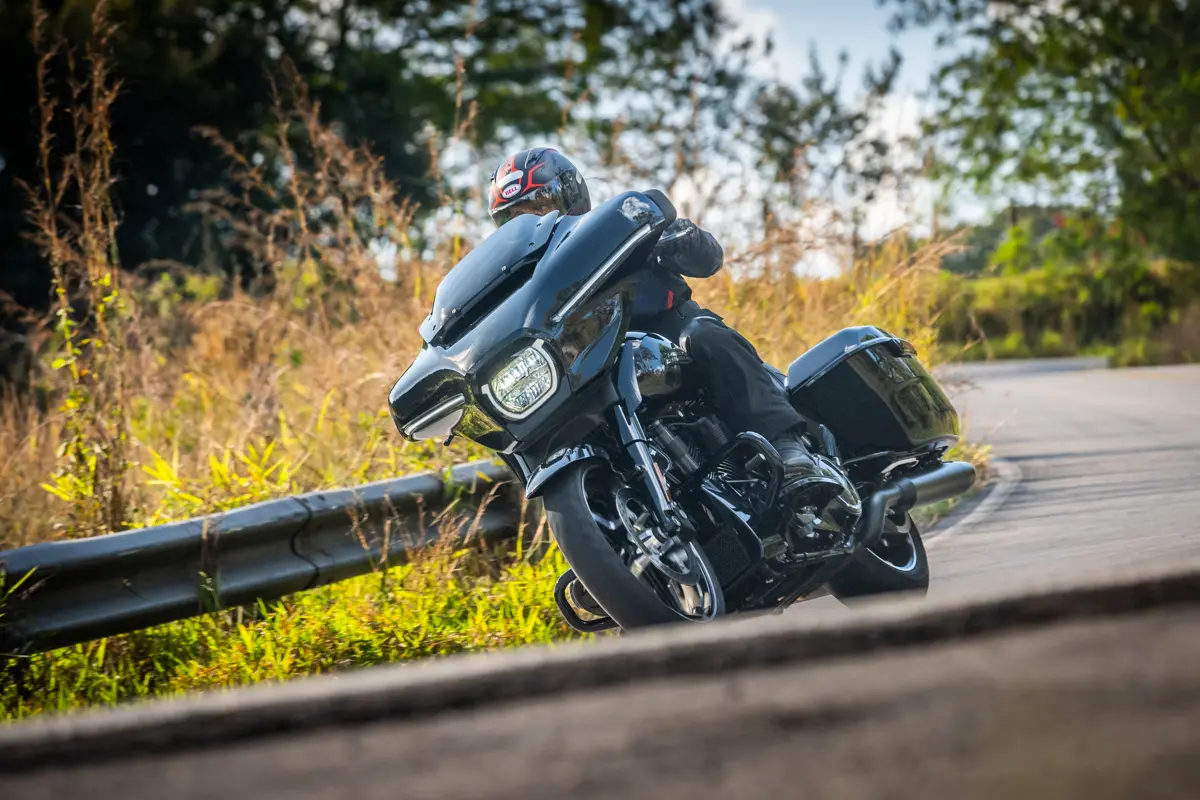 Harley-Davidson-Street-Glide-Gustavo-Epifanio (11)