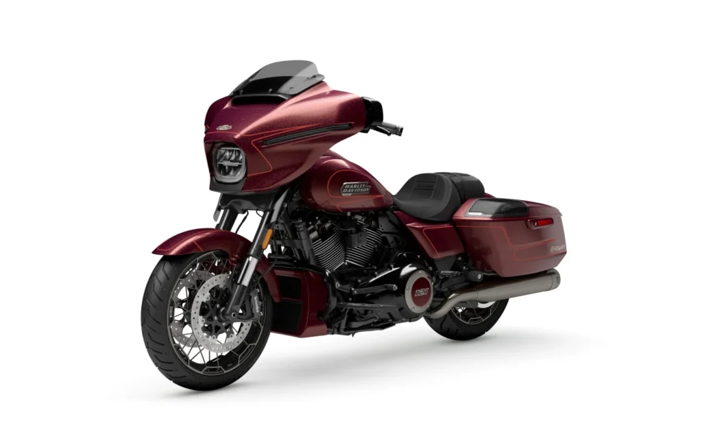 Harley-Davidson CVO Street Glide ST 2024 imagem lateral