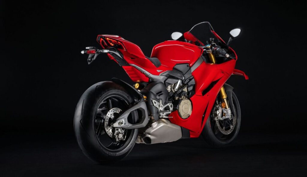 Ducati Panigale V4 2025 imagem traseira