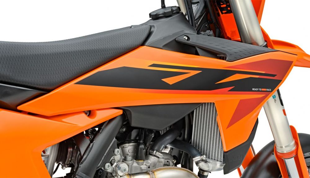 KTM 450 SMR 2025 imagem do motor