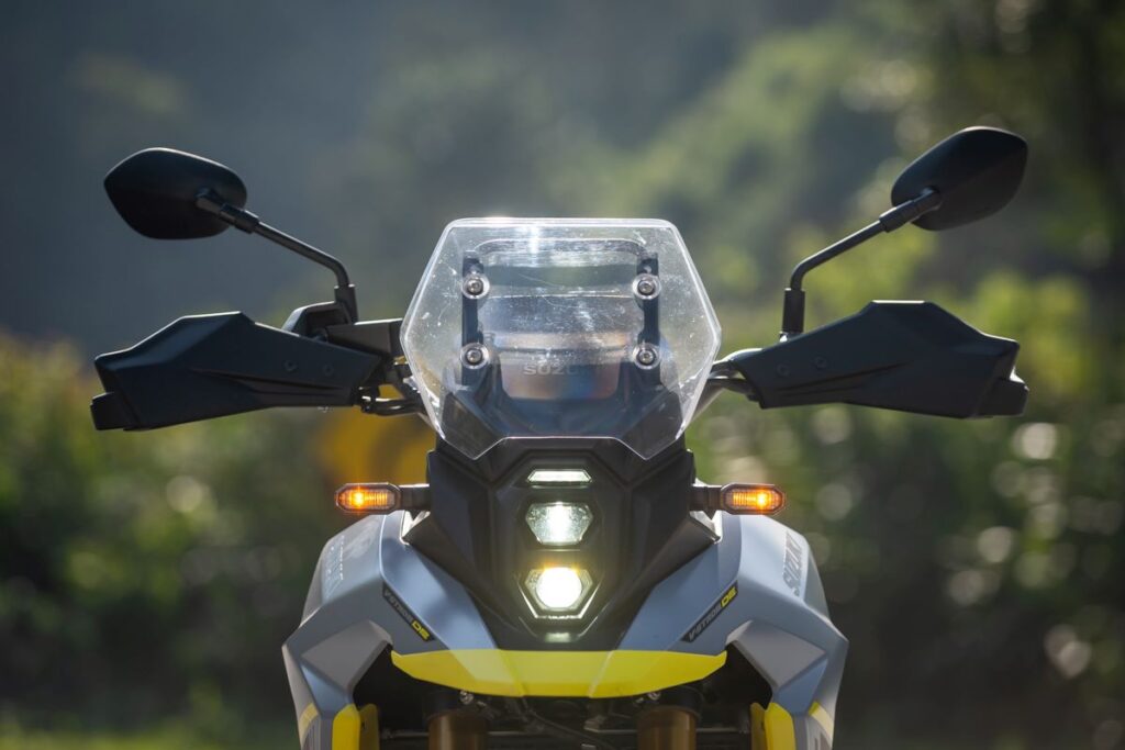 V-Strom 800 DE imagem do farol LED