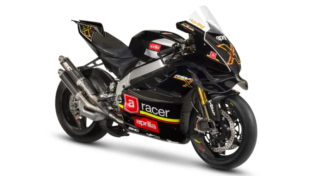 imagem lateral frontal Aprilia RSV4 X Ex3ma