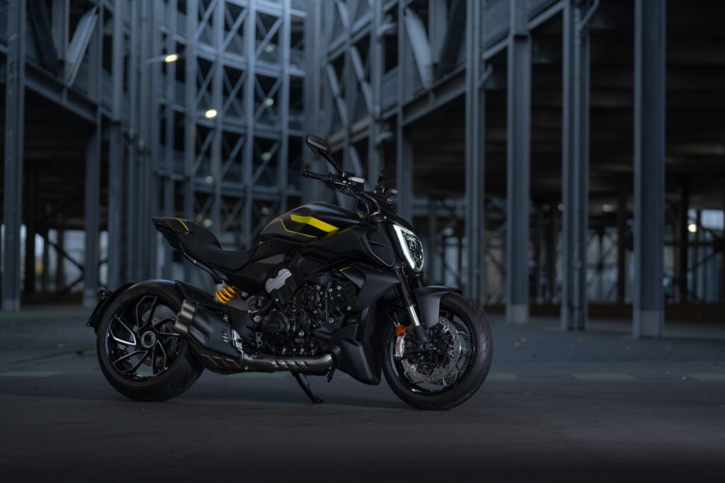 Ducati Diavel V4 ainda mais ousada