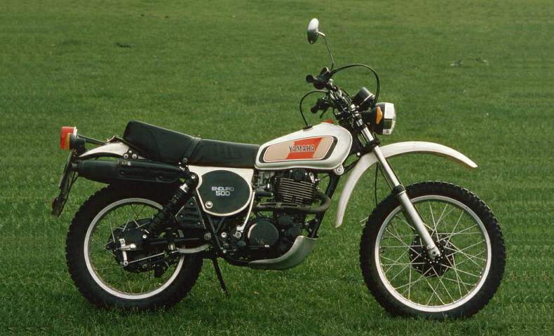 Yamaha XT500 uma monocilíndrica de respeito!