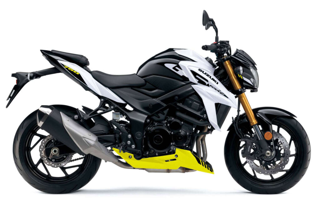 imagem lateral da Suzuki GSX-S 750 2022