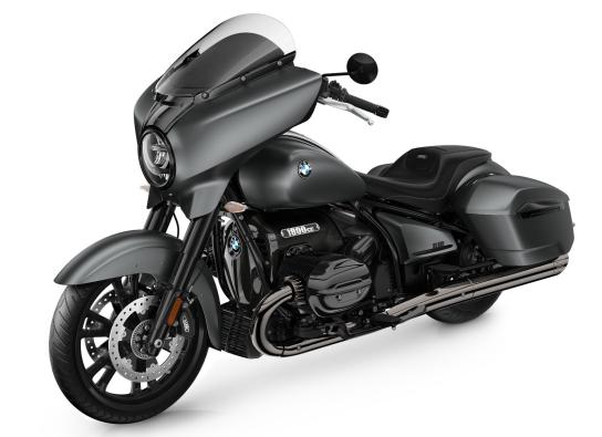 imagem lateral da nova BMW R 18 B 2025