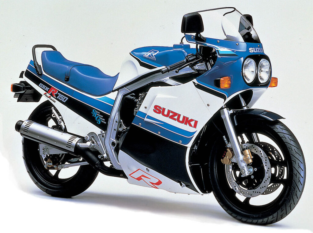 imagem lateral da Suzuki GSX-R 750 1986