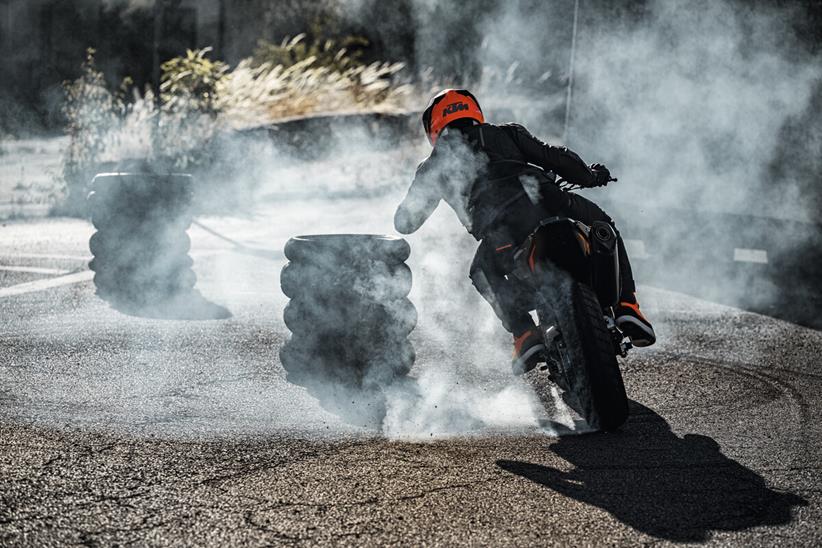 KTM 790 Duke foi atualizada