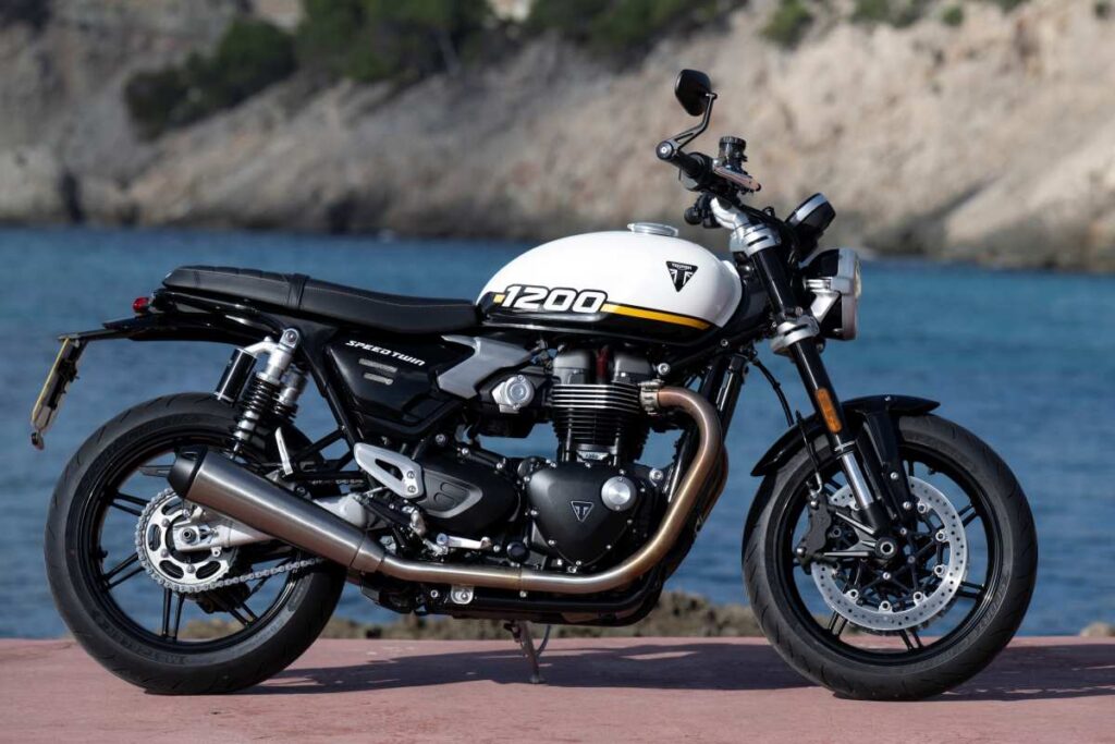 imagem da nova triumph speed twin 1200