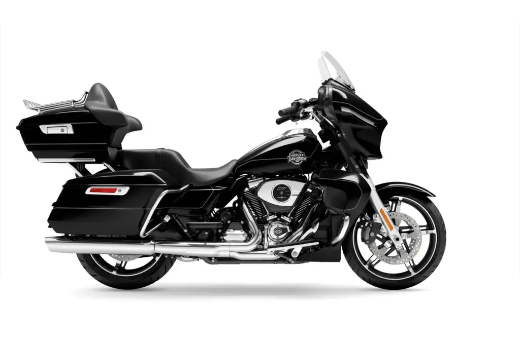 imagem lateral da nova Harley-Davidson Street Glide Ultra 2025 preta