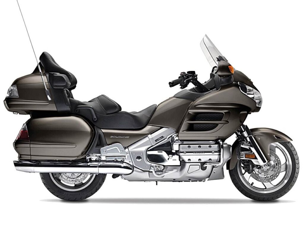 imagem Honda GL1800 Gold Wing 2011 chega renovada