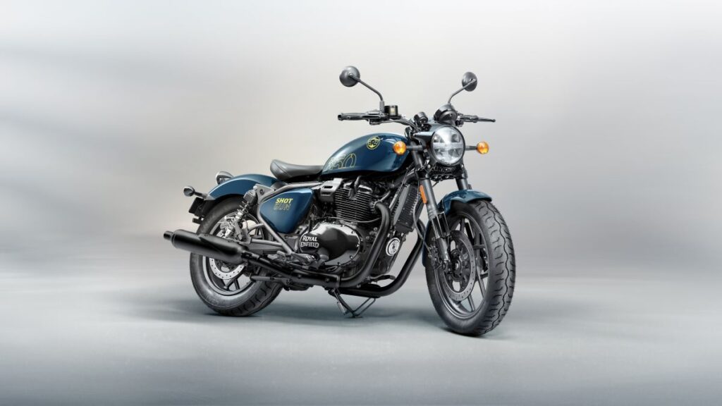 imagem da nova Royal Enfield Shotgun 650 azul