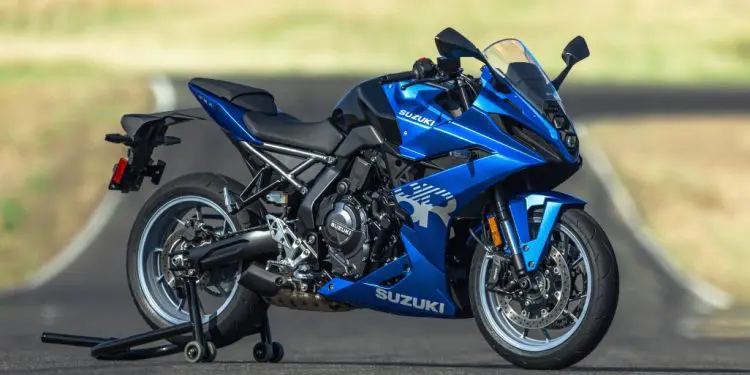 imagem da Suzuki GSX-8R