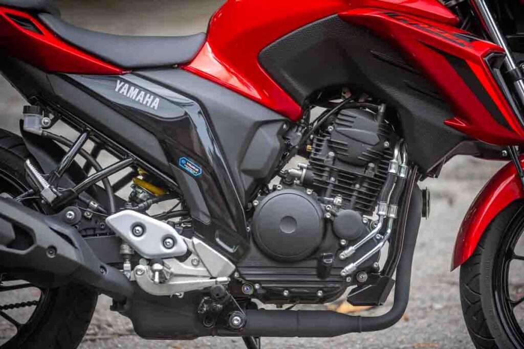 imagem do motor da nova yamaha fazer fz25 connected 2025