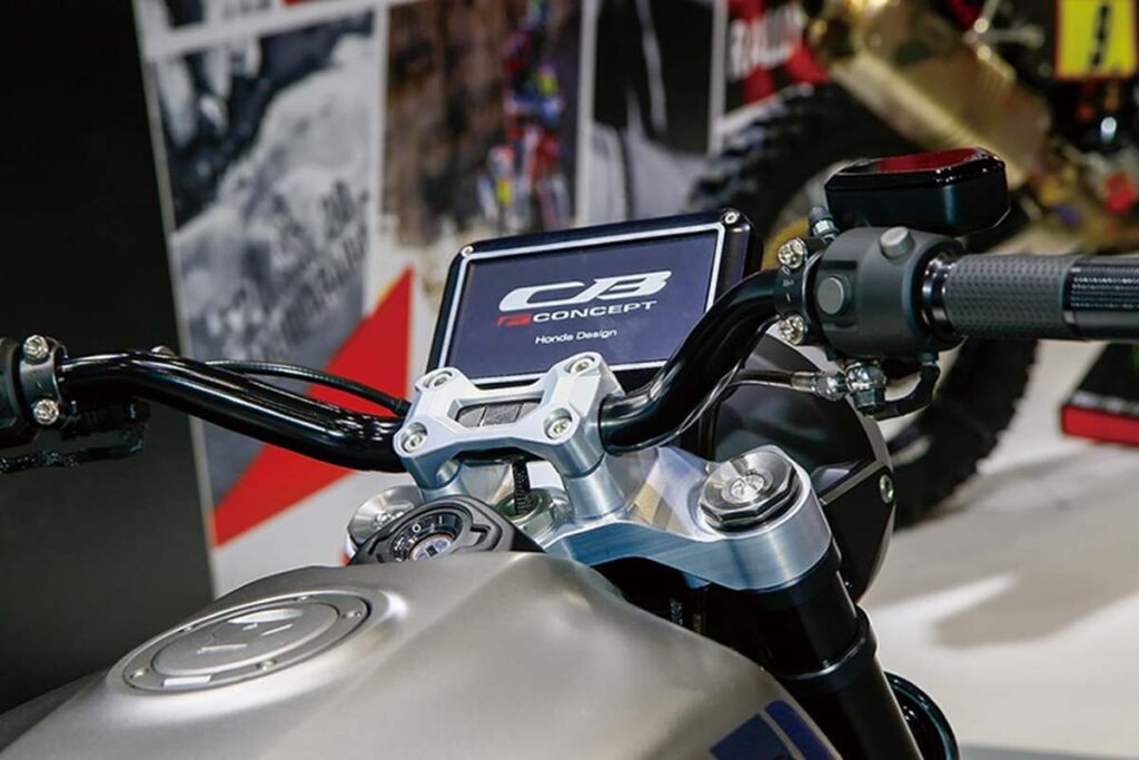 imagem do painel TFT da nova Honda CB-F Concept