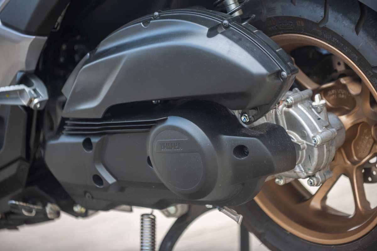 Yamaha NMax ABS Connected 2025 eleva o nível da conexão e desempenho ...