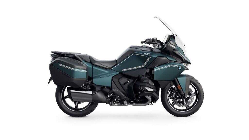 imagem lateral da nova BMW R 1300 RT 2025 cinza