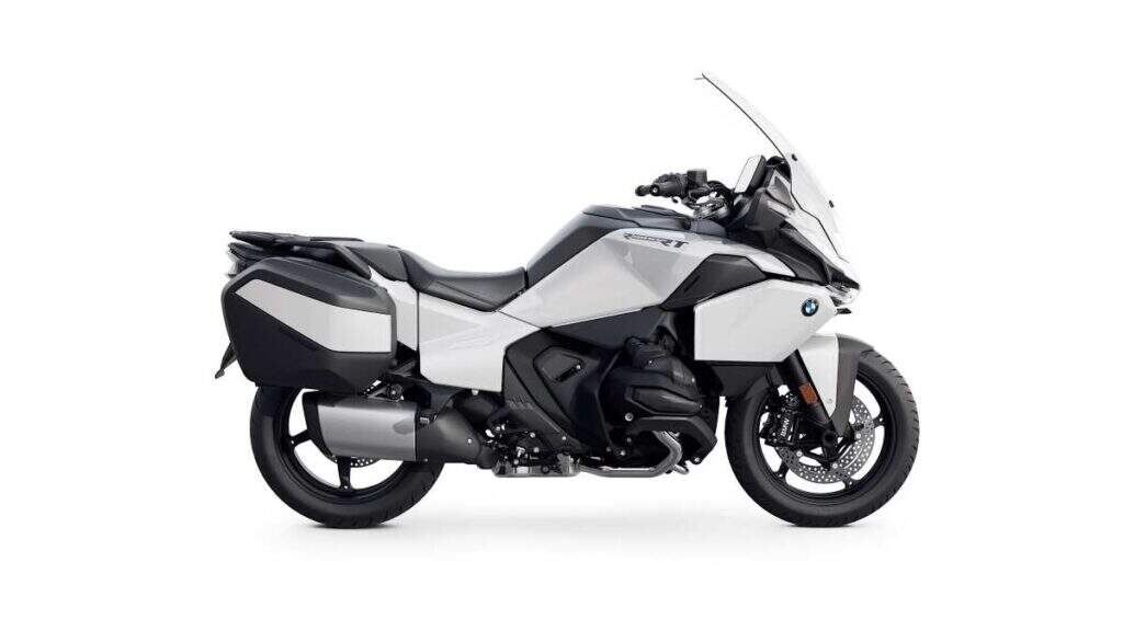 imagem lateral da nova BMW R 1300 RT 2025 branca