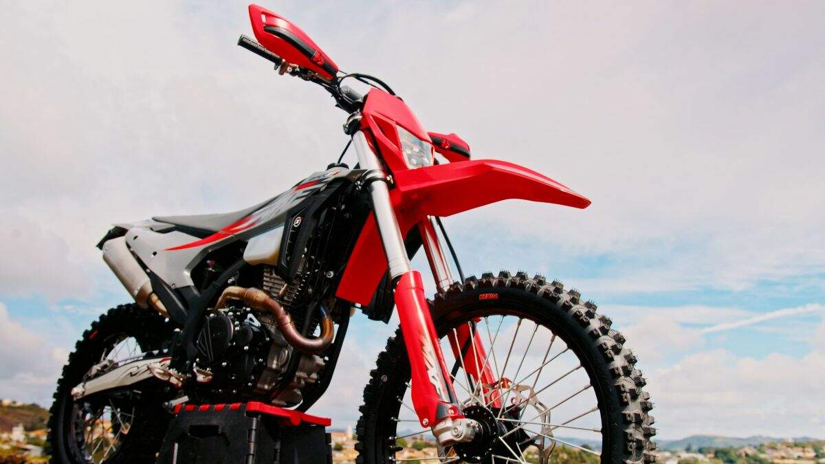 MXF-270FI