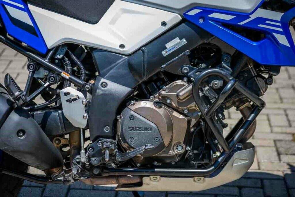 imagem do motor da Suzuki V-Strom 1050 XT 2025