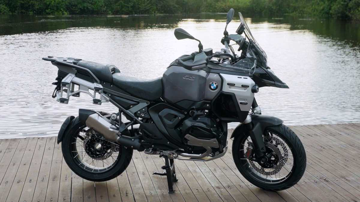 imagem-BMW-R-1300-GS-adventure-motociclismoonline