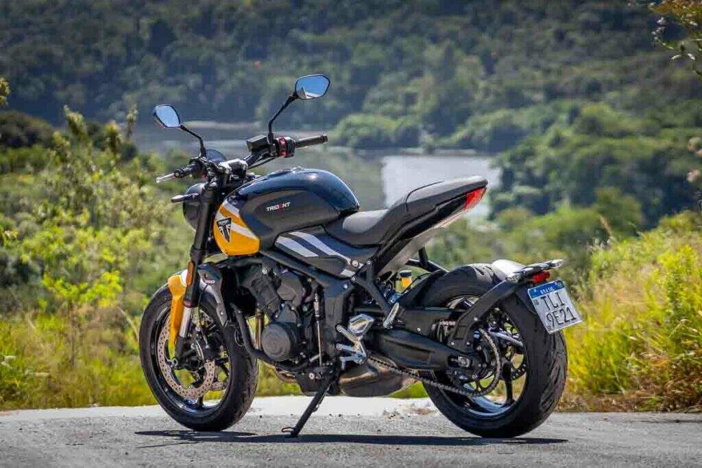 imagem traseira Triumph Trident 660 2025
