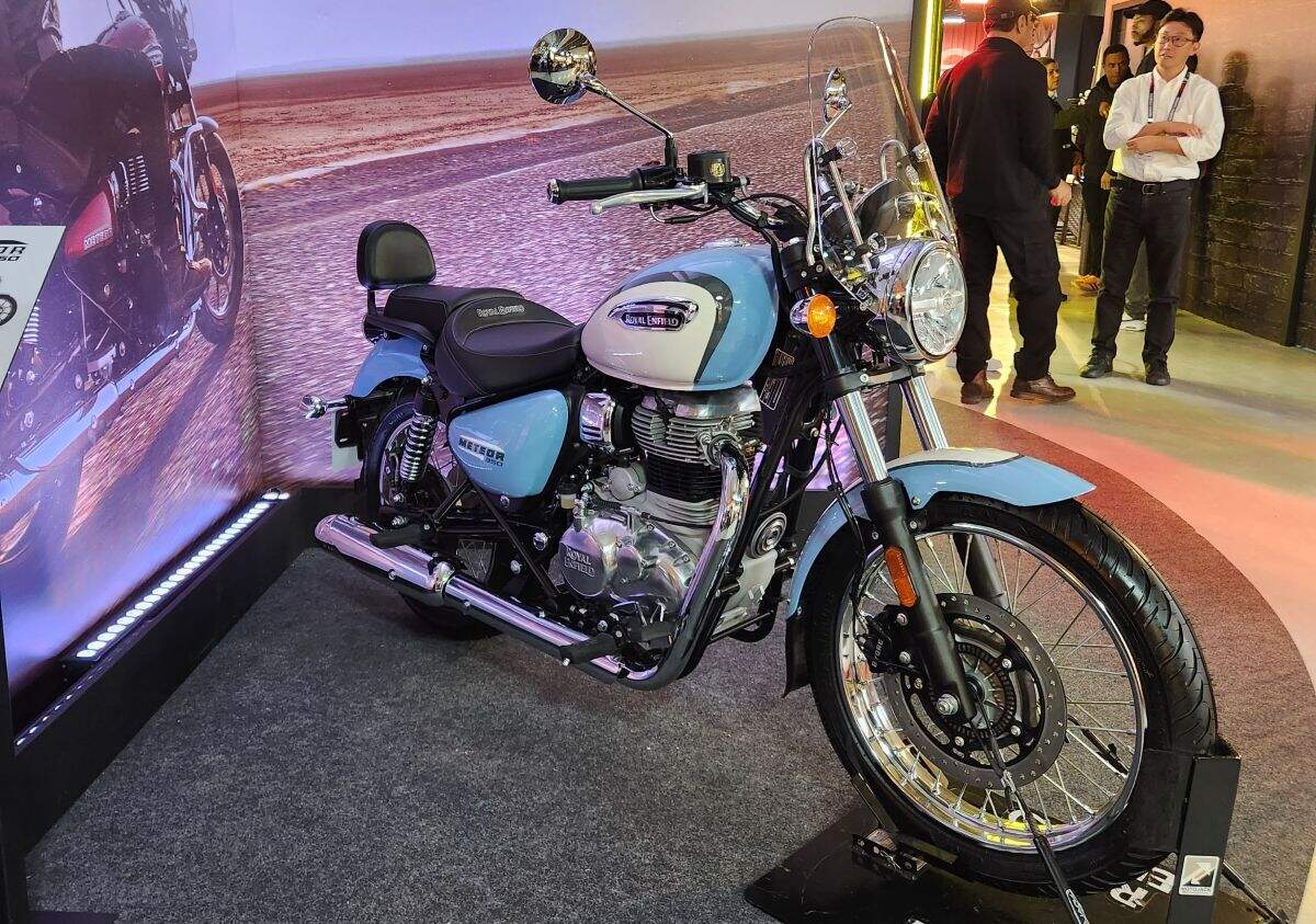 Royal Enfield Meteor 350 Aurora Blue: versão mais clássica chega ao Brasil