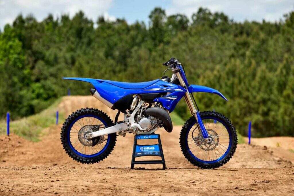 imagem lateral yamaha yz125 2026