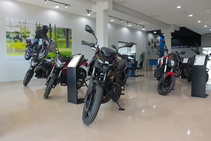 Bajaj-Carrera-Osasco (4)