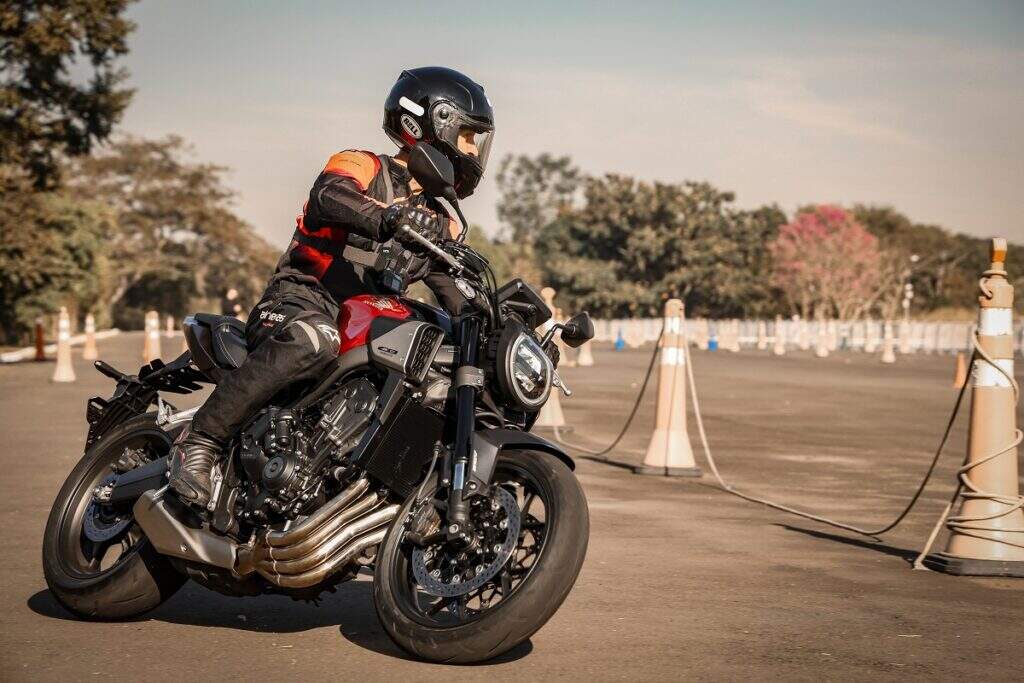 HONDA CB 650R E-CLUTCH