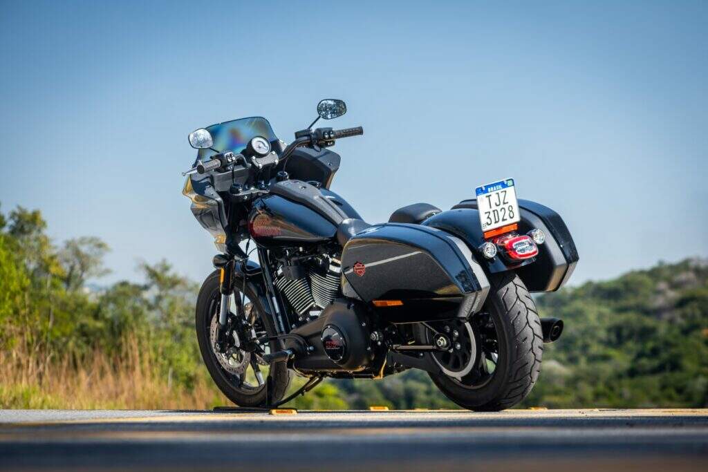 imagem traseira Harley-Davidson Low Rider ST 2025