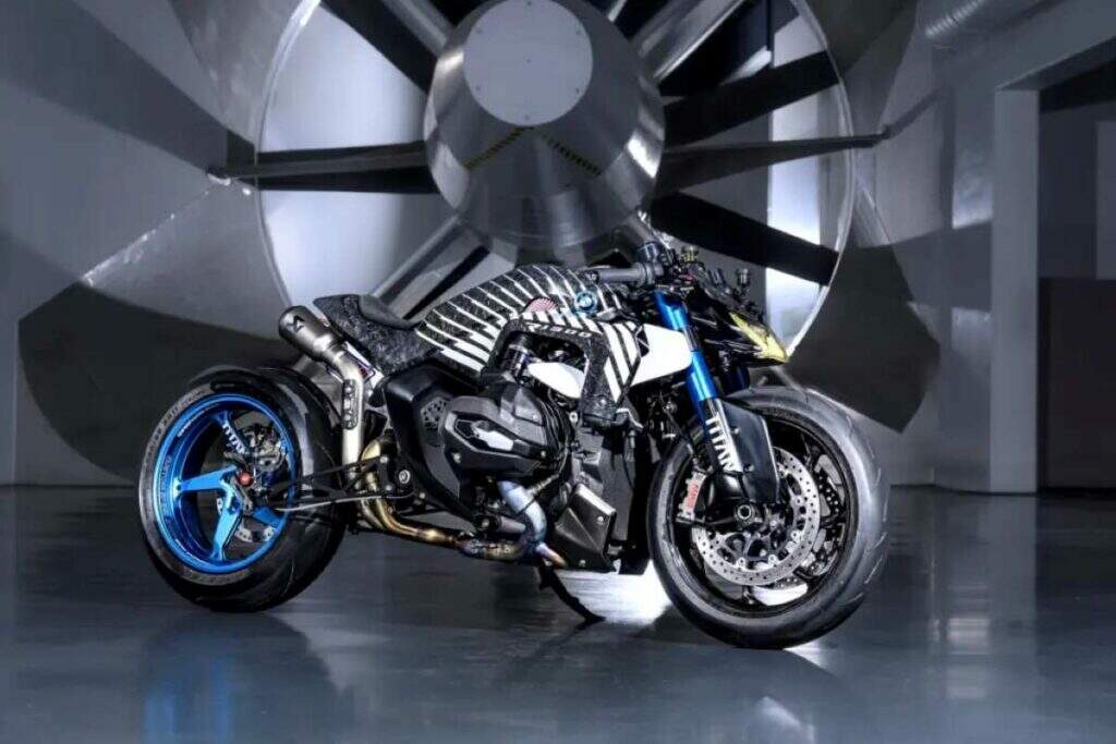 imagem BMW R 1300 R "TITAN"