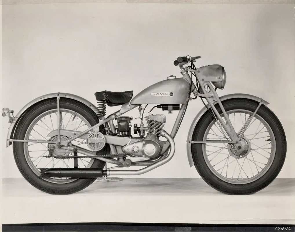 imagem moto Harley-Davidson com motor 2 tempos