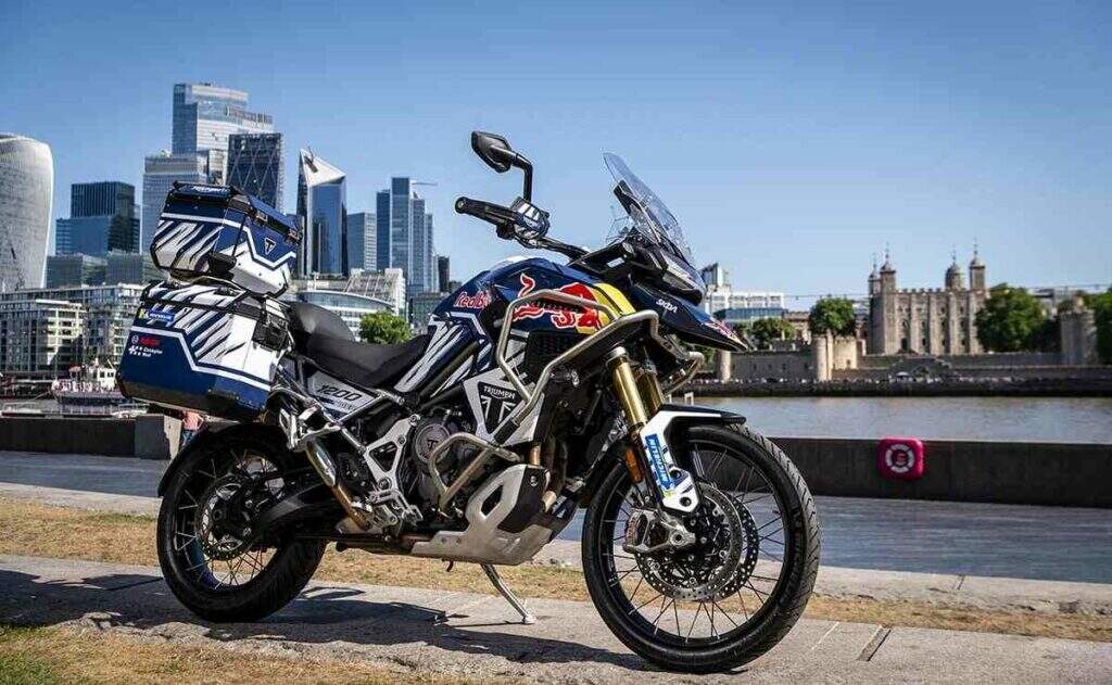 imagem Triumph Tiger 1200 Rally Explorer de Sam Sunderland e volta ao mundo