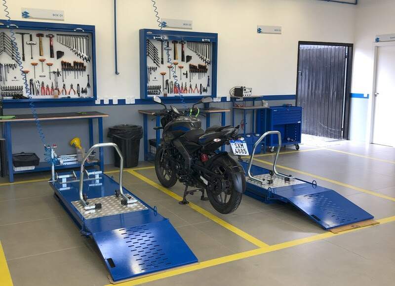 Oficina concessionária Bajaj do Brasil