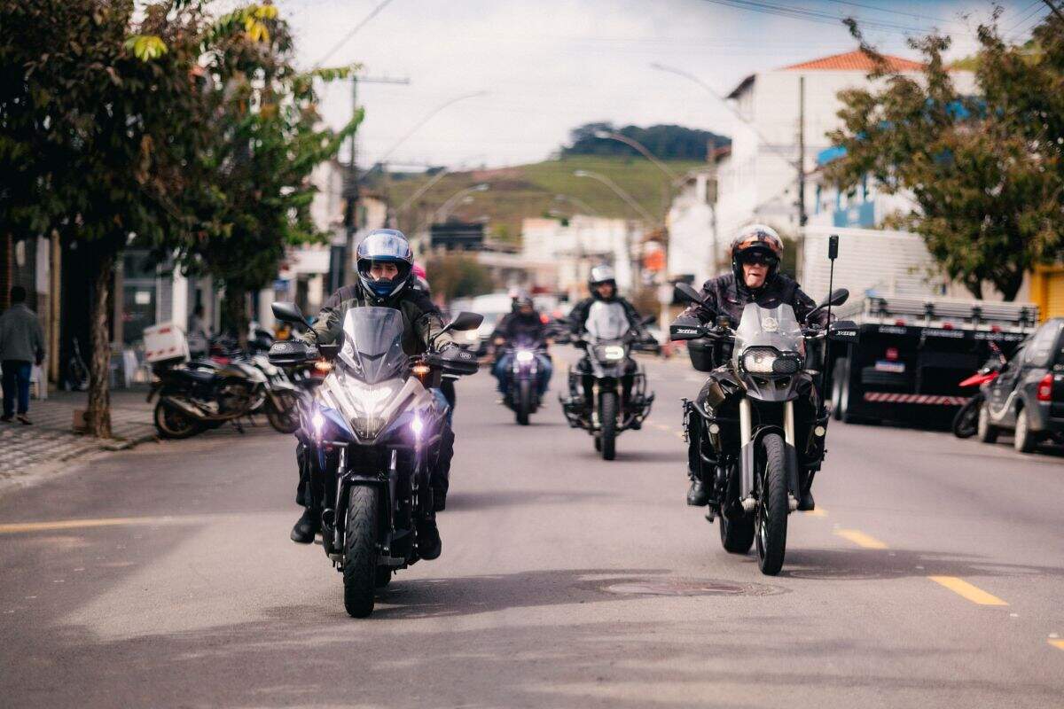 Caravanas-Bike-Fest-Monte-Sião-Tribus-Studio