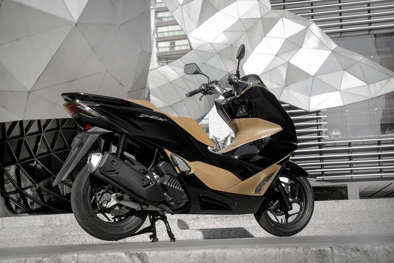 Honda-PCX-160-2026 (1)